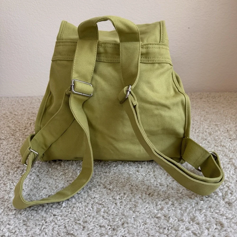 BAGGU Green Canvas Drawstring Backpack Rucksack Flap Snap Adjustable Straps
